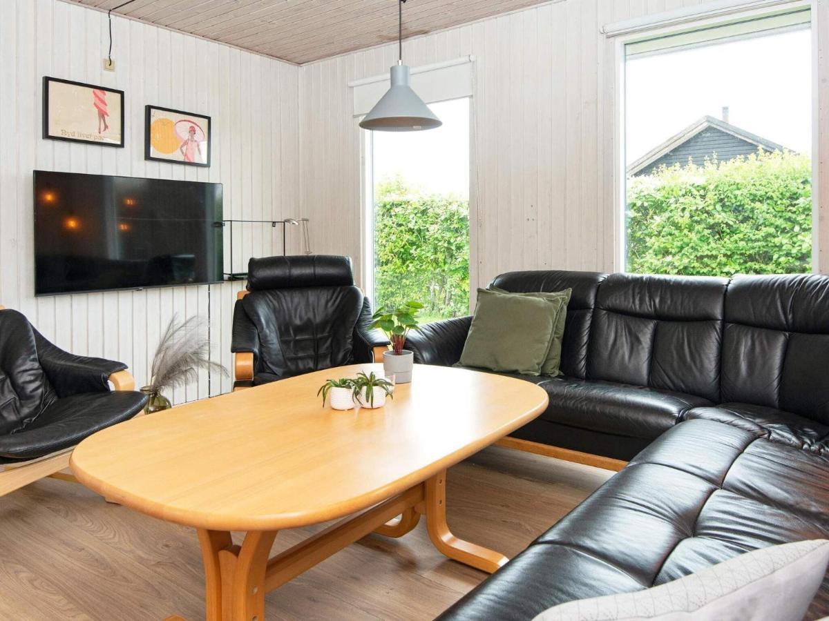 9 Person Holiday Home In Juelsminde Sonderby  Exterior photo