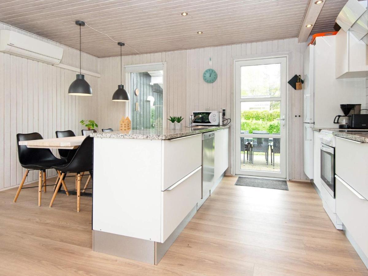 9 Person Holiday Home In Juelsminde Sonderby  Exterior photo
